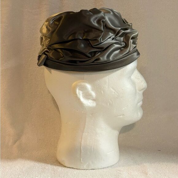 Silver Structured Hat Accessories - Picture 2 of 3